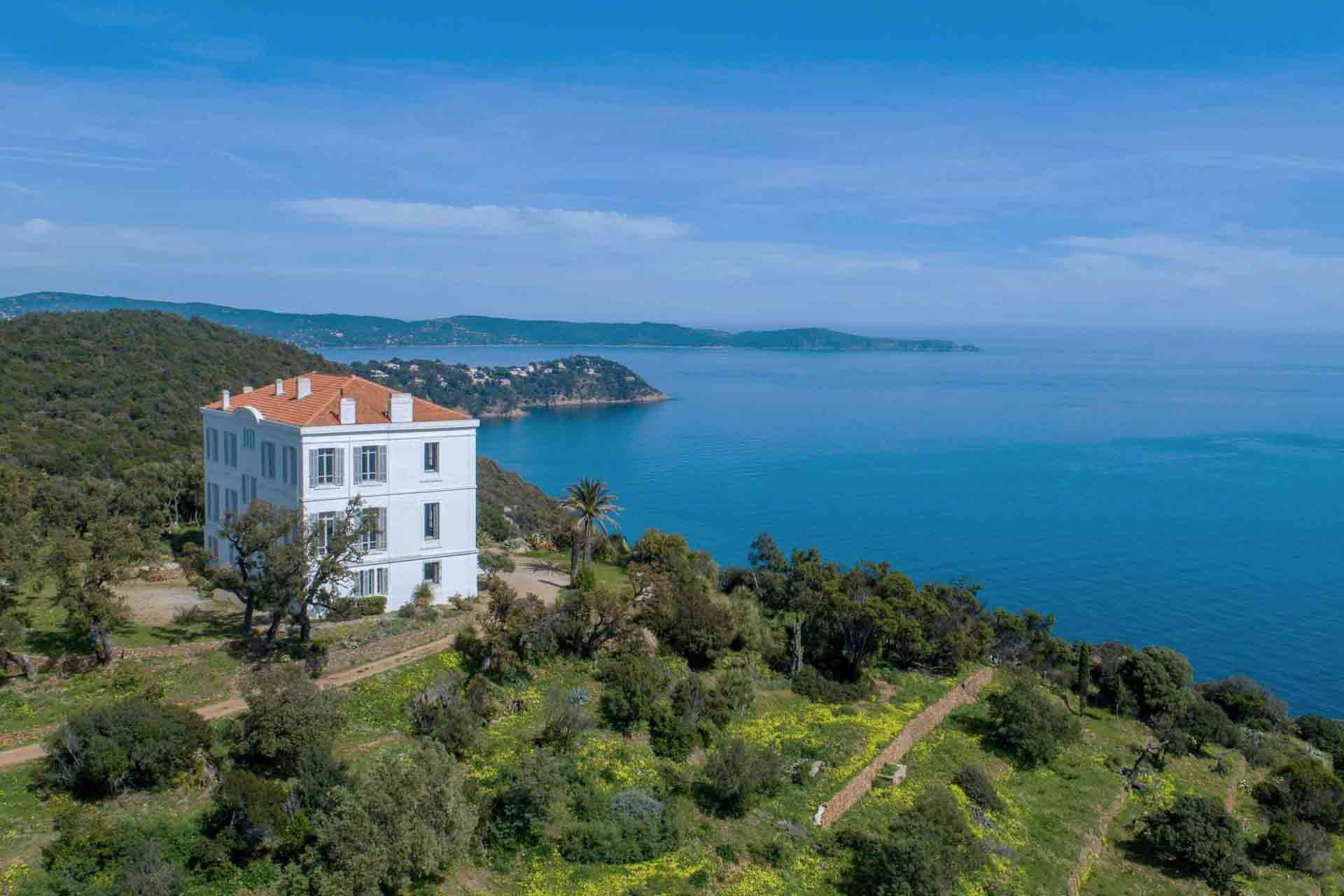 Visiter le maison domaine foncin nature
